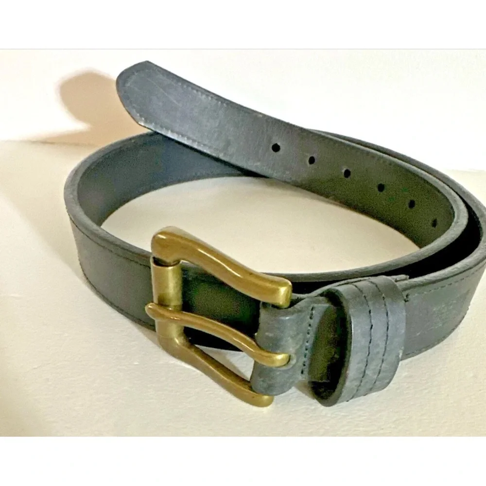 DULUTH TRADING Co. Thick Black Leather Belt Size 32 Brass Buckle